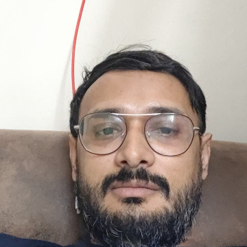 Vijay Bhadiyadara, 33, Surat, India