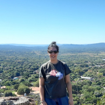 Melanie Rustler, 30, Aregua, Paraguay